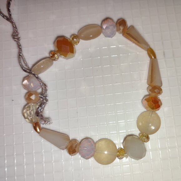 Bracelet Small - Beads and Natural Stones Beige Handmade Elastic - Picture 1 of 2
